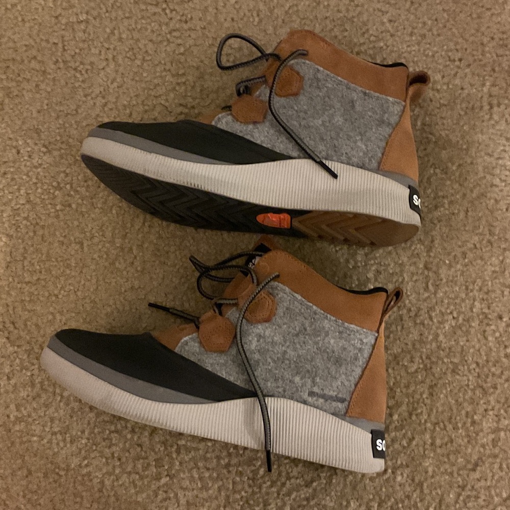 Sorel Gray and Brown High-Top Sneakers